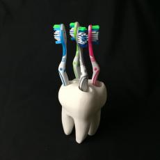 The Big Tooth 2.0 3D model by Lloyd Bolts