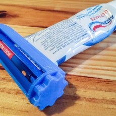 Toothpaste Tube Squeezer 3D model