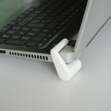 Anti-overheating support for computer 3D model by Corentin Paquet