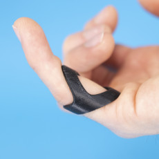 3 Point Finger Brace 3D model