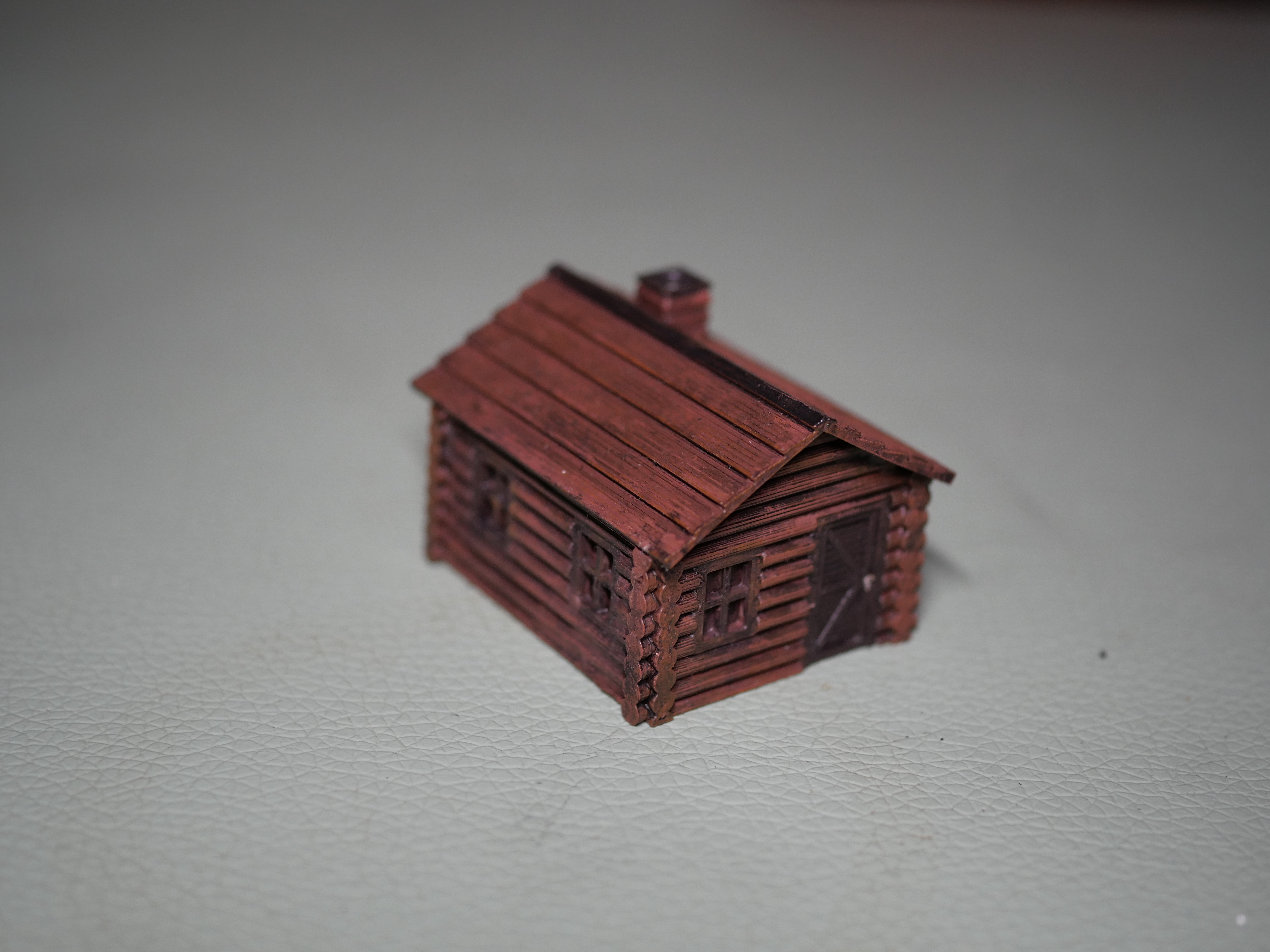 Log Cabin/Hut For N-Scale Model Train Layout