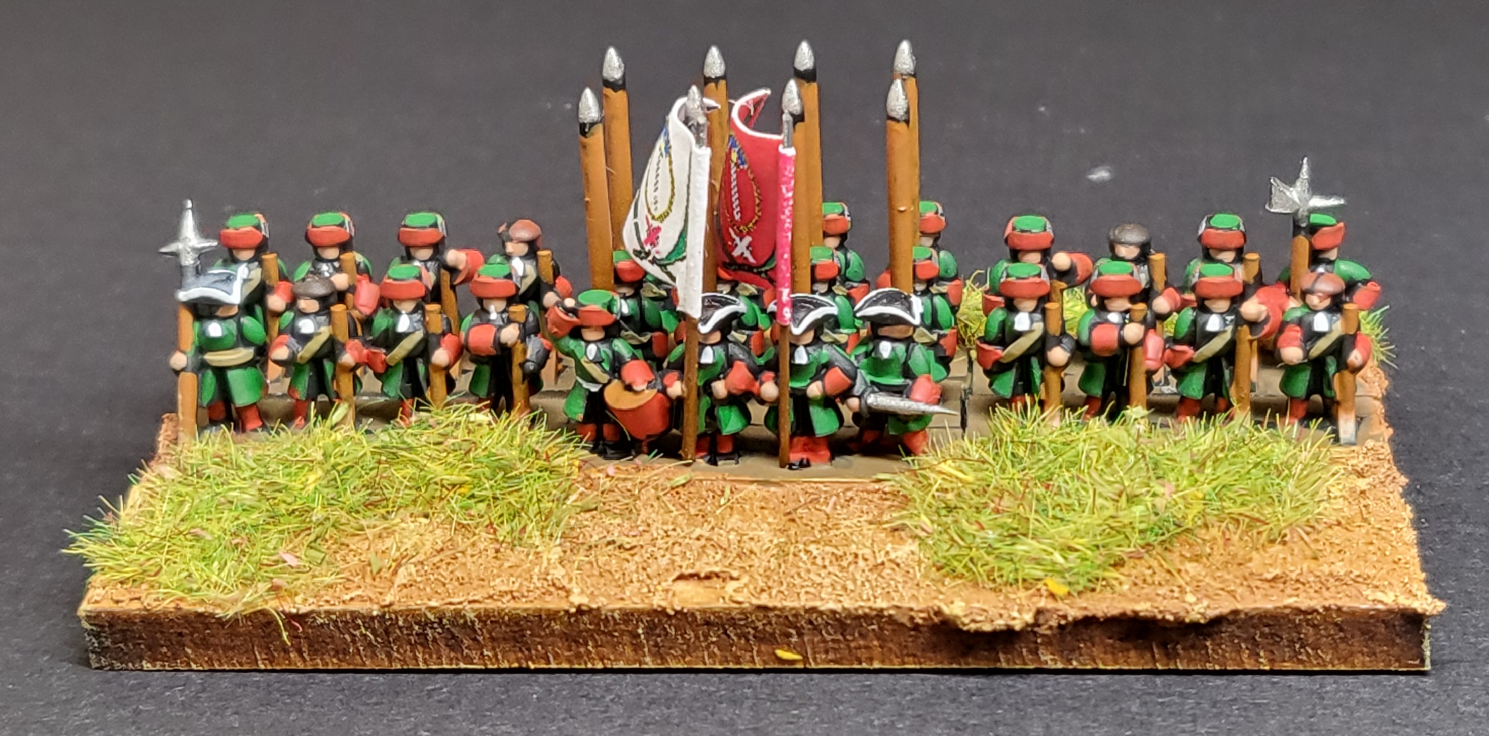 6mm GNW Infantry with karpus at ease