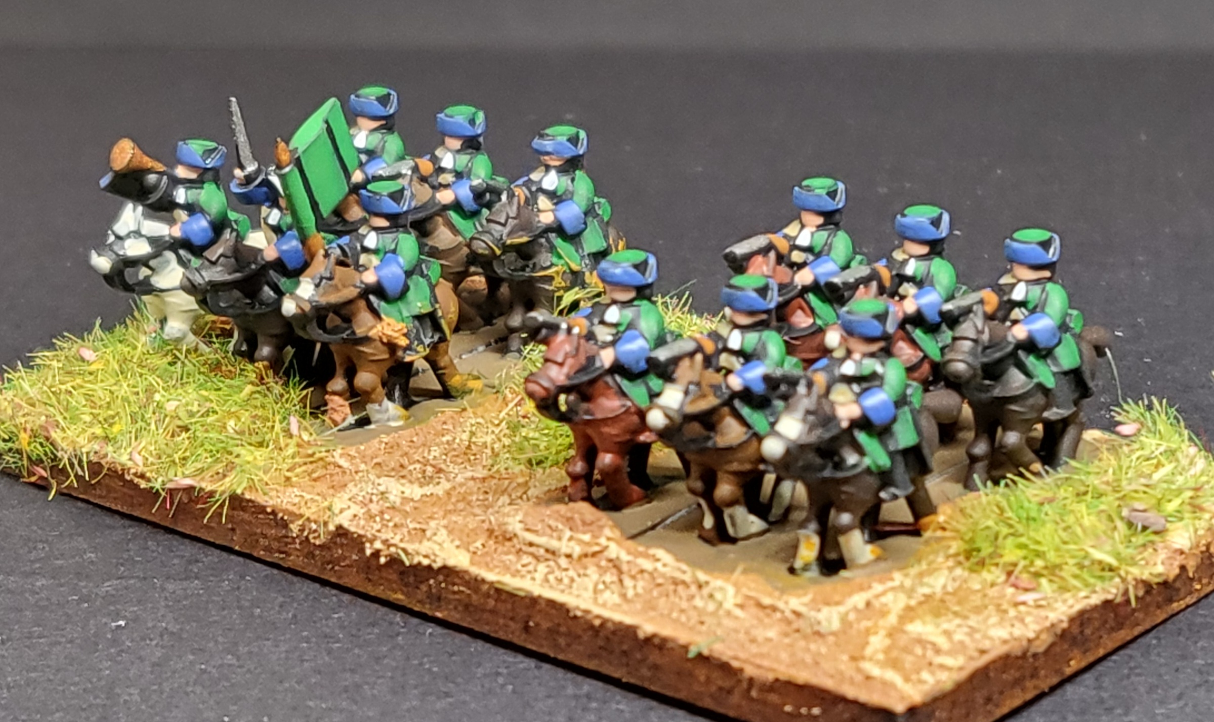 6mm GNW Cavalry with karpus and pistols charging