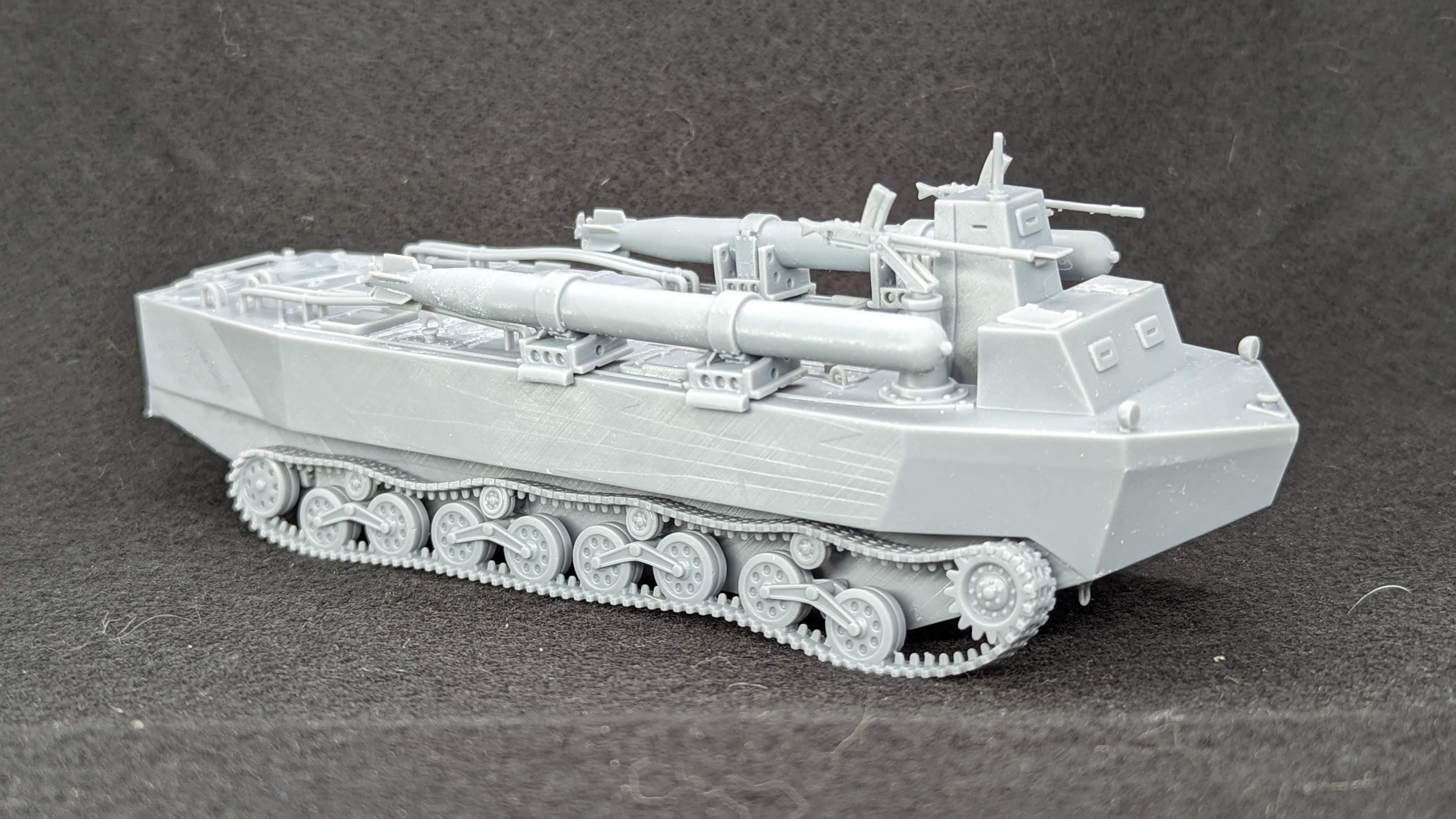 Type 4 Ka-Tsu Amphibious landing craft + 2 Tankmen (Japan, WW2)