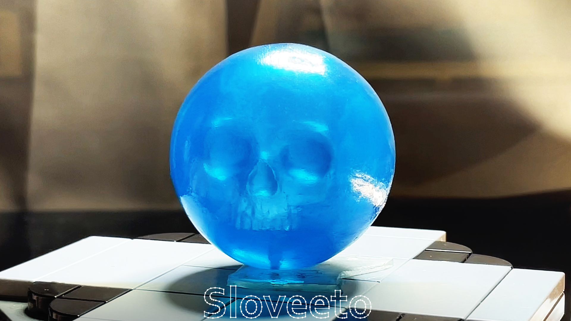 Transparent Skull Ball with Intricate Detailing - Perfect for SLA 3D Printing and Unique Decor