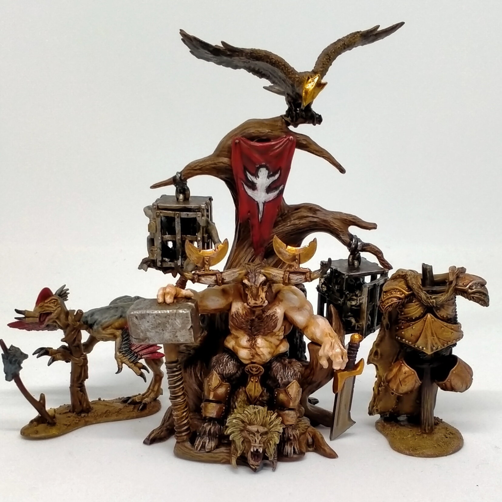 Clovis (Minotaur) Lord on throne: full diorama (pre-Supported)