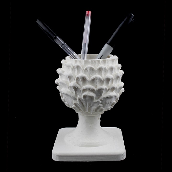 kozalak pen holder
