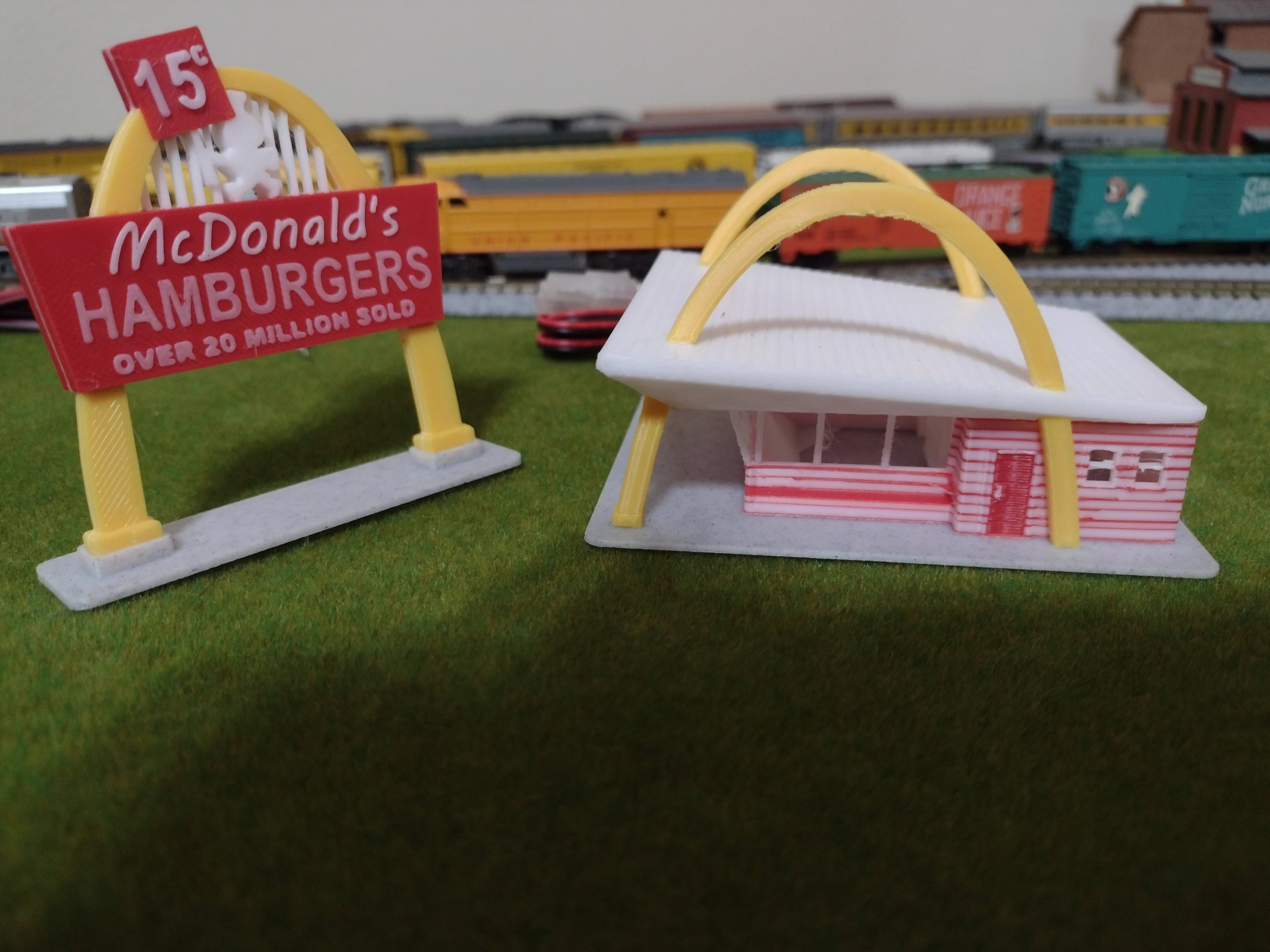 N-Scale Nostalgic McDonalds 3 color remix