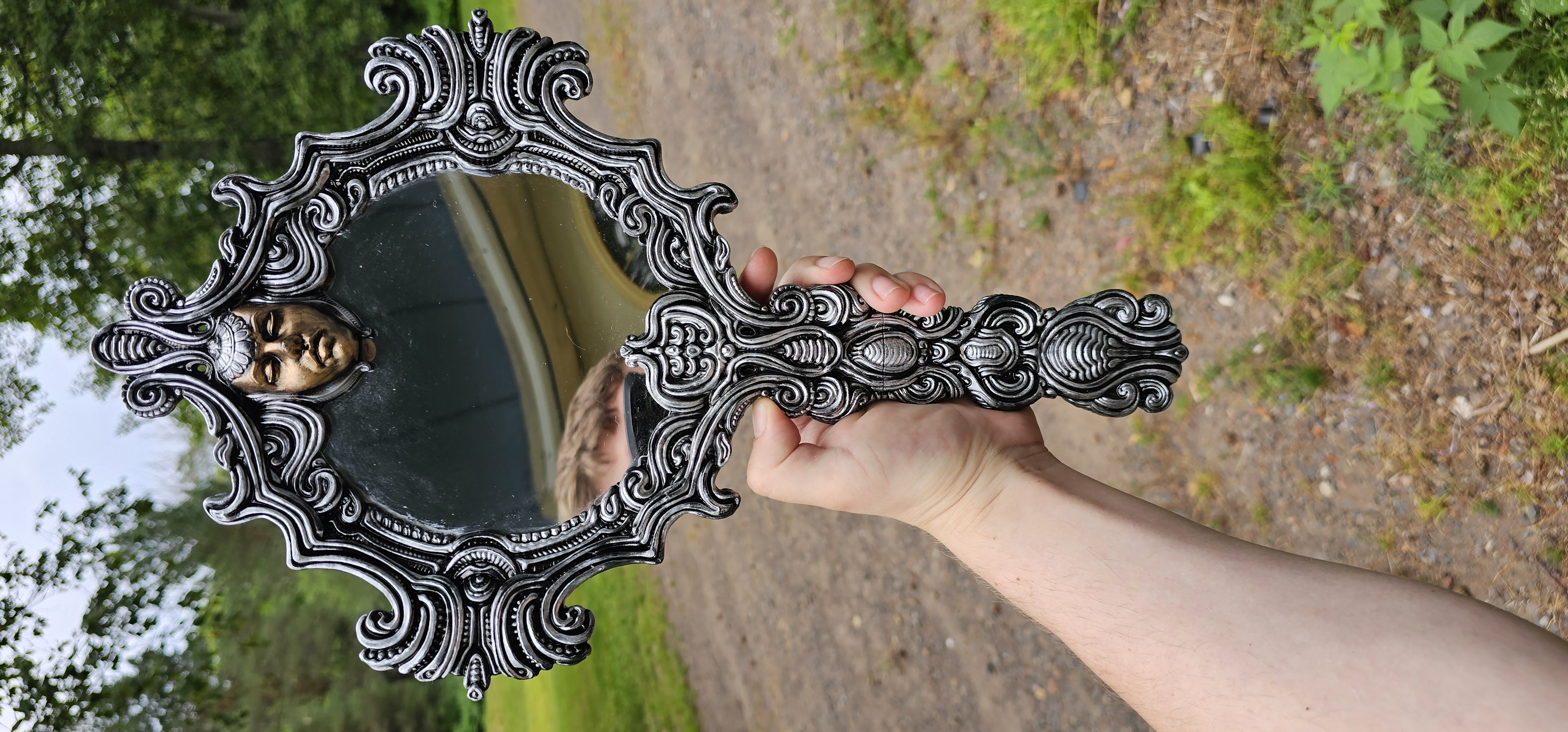 handheld mirror