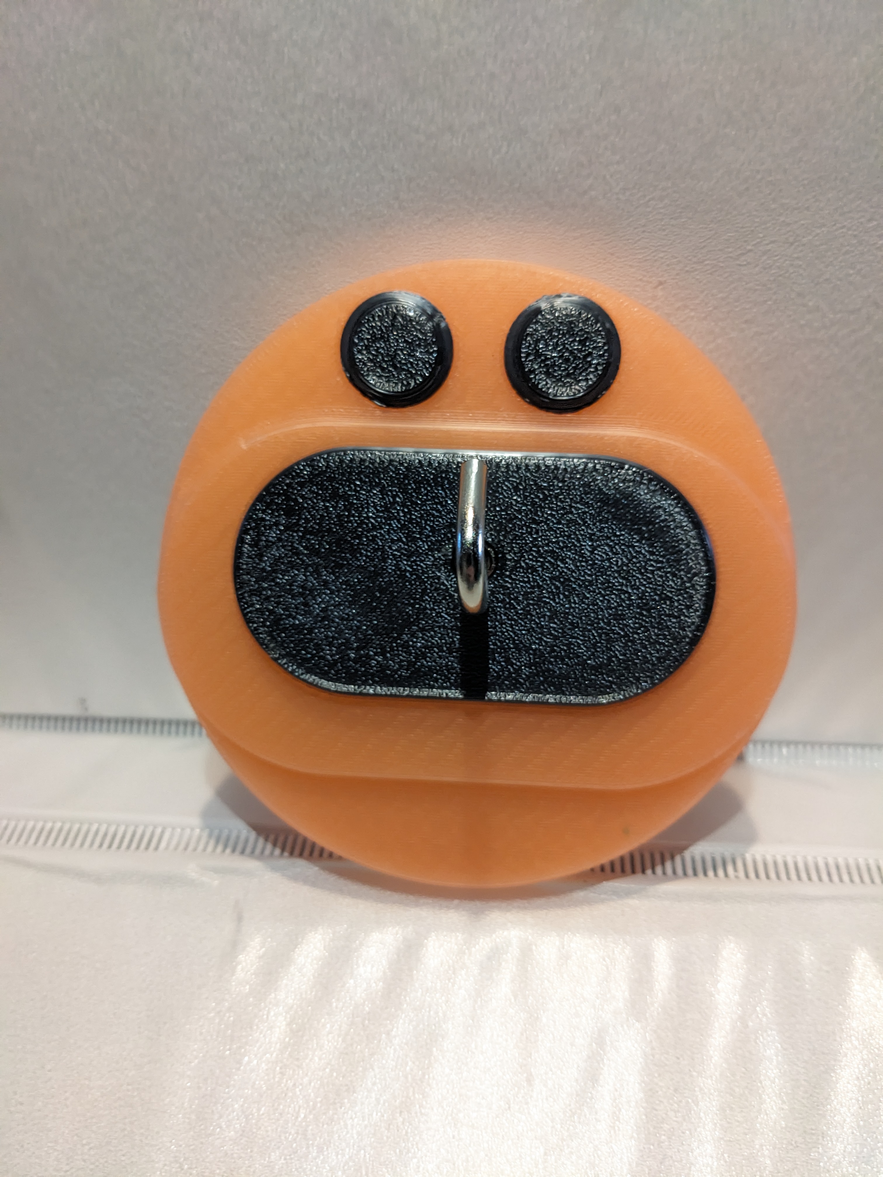 Dug magnetic hanger