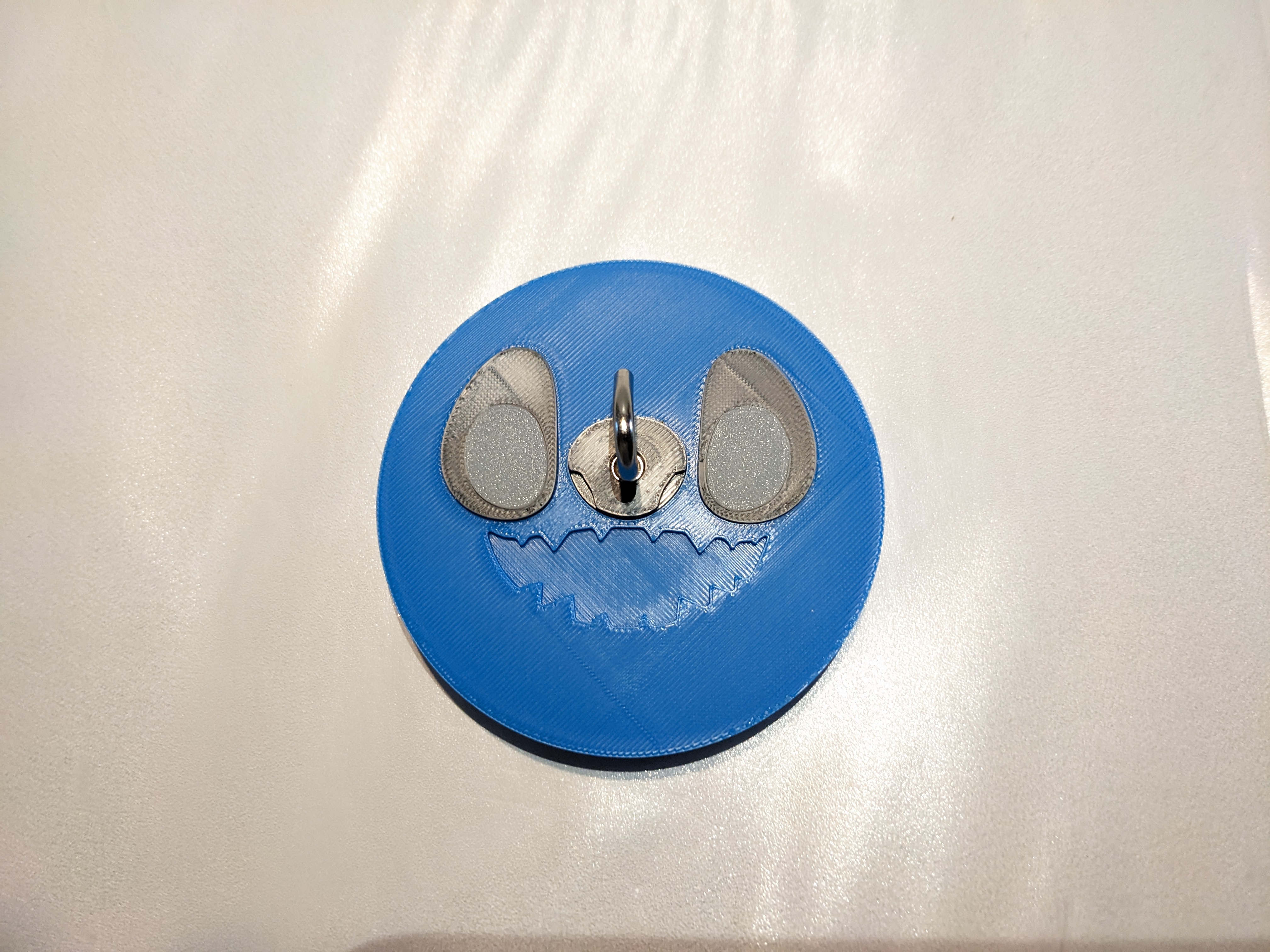 Blue alien magnetic hanger