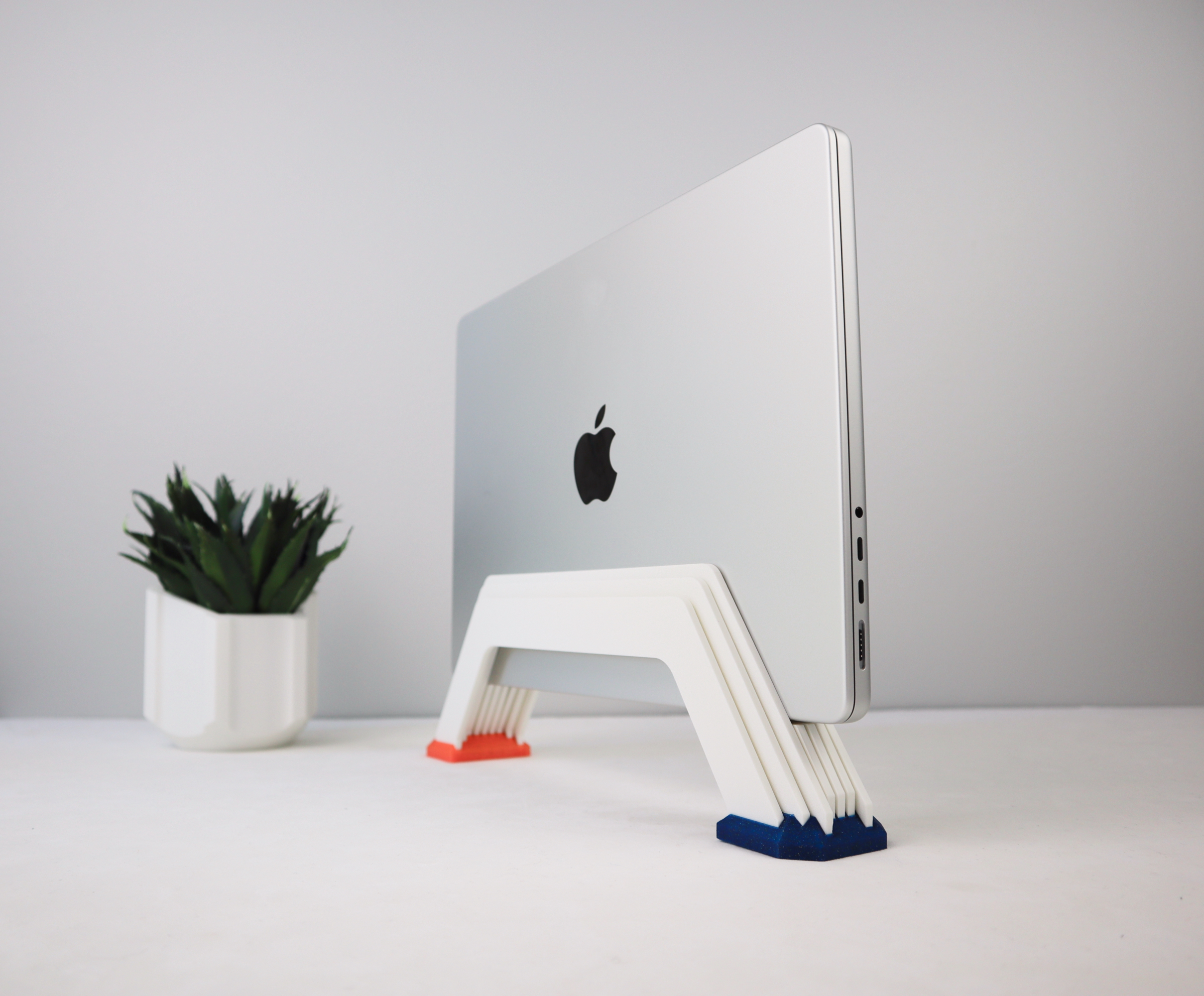 Elevate Laptop Stand