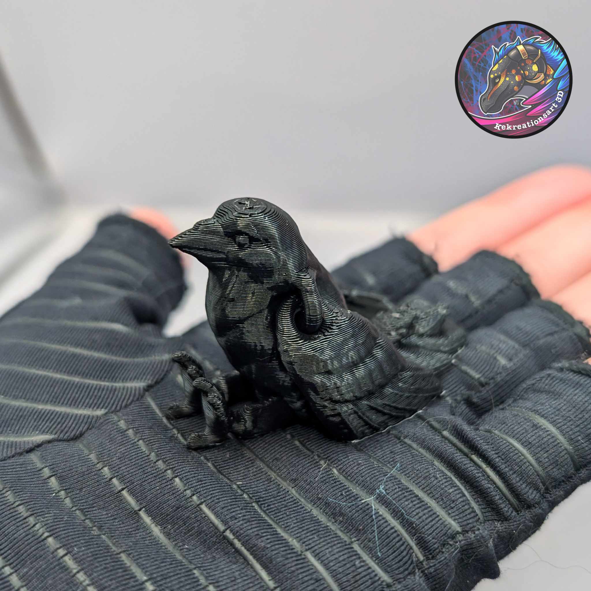 Baby Flexi Raven Keychain