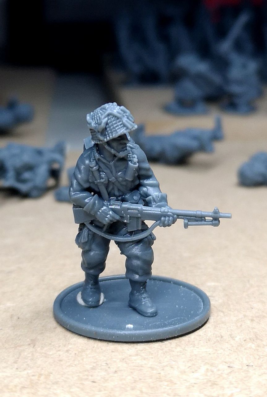 WW2 28mm US PARATROOPER FIRING BAR (+3 HEAD OPTIONS).