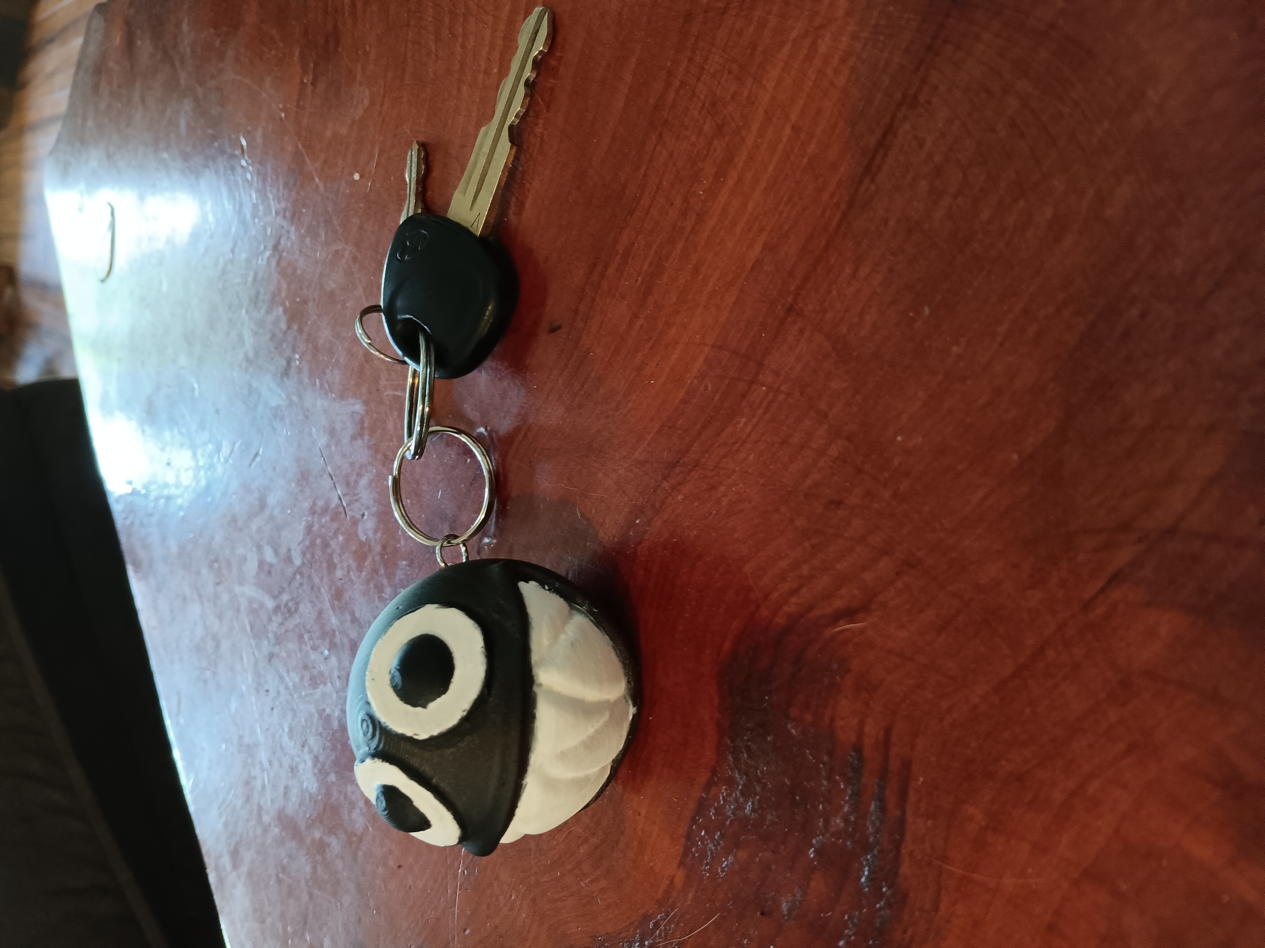 Chain Chomp Key Chain - flexi fidget toy - keychain