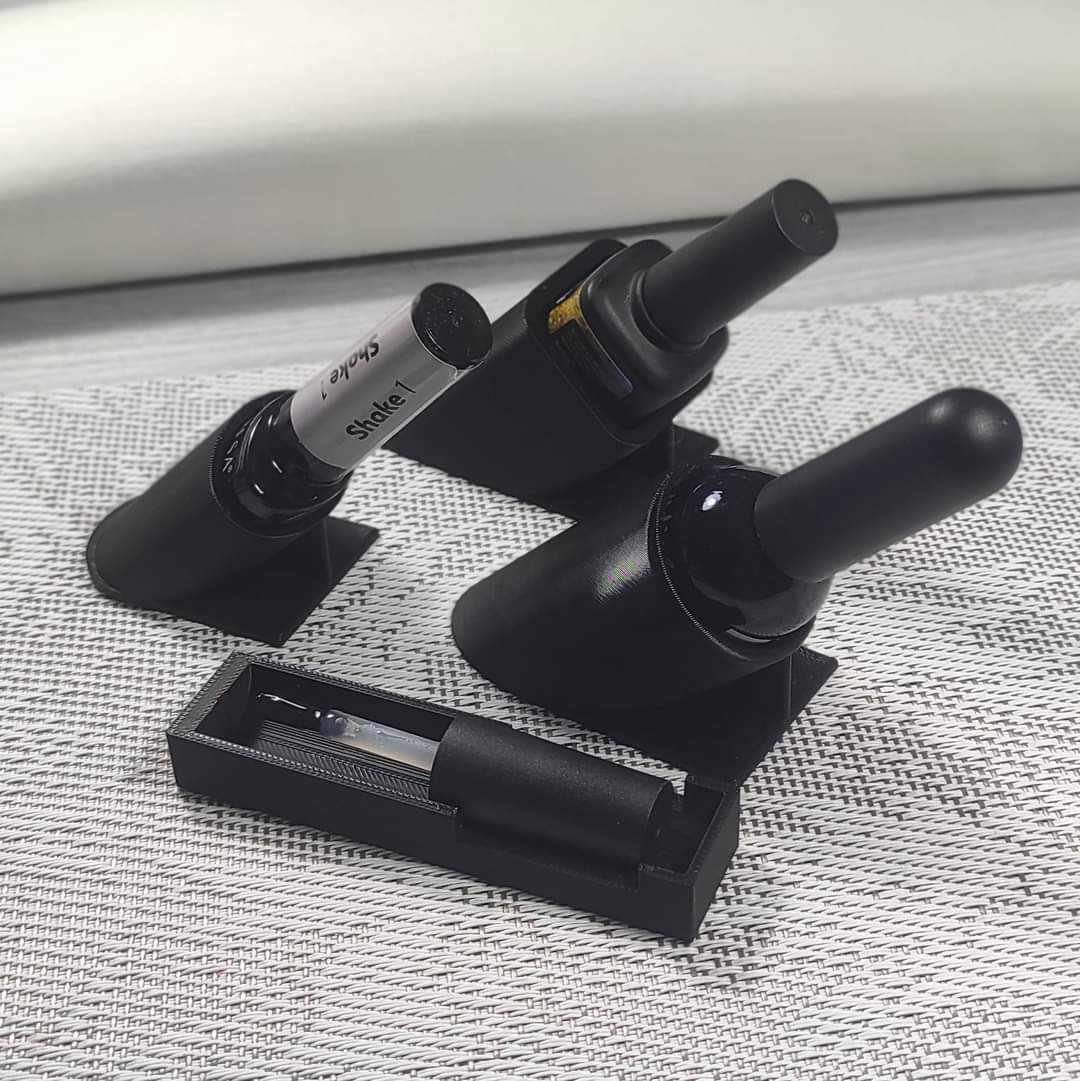 Nail polish holder
