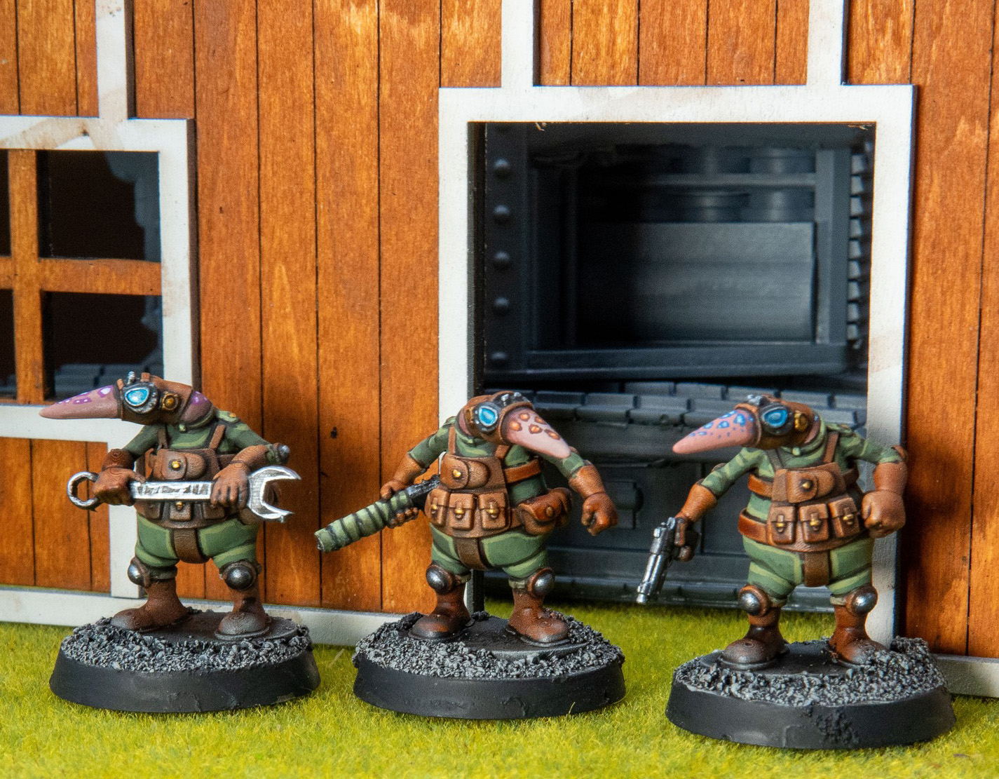 Crusader Dismounted Tractor Crew