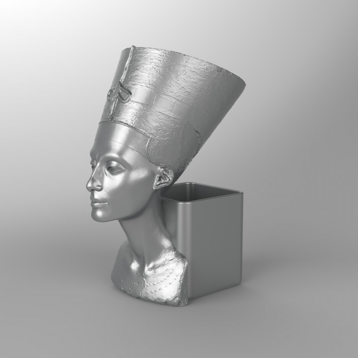 nefer pen holder