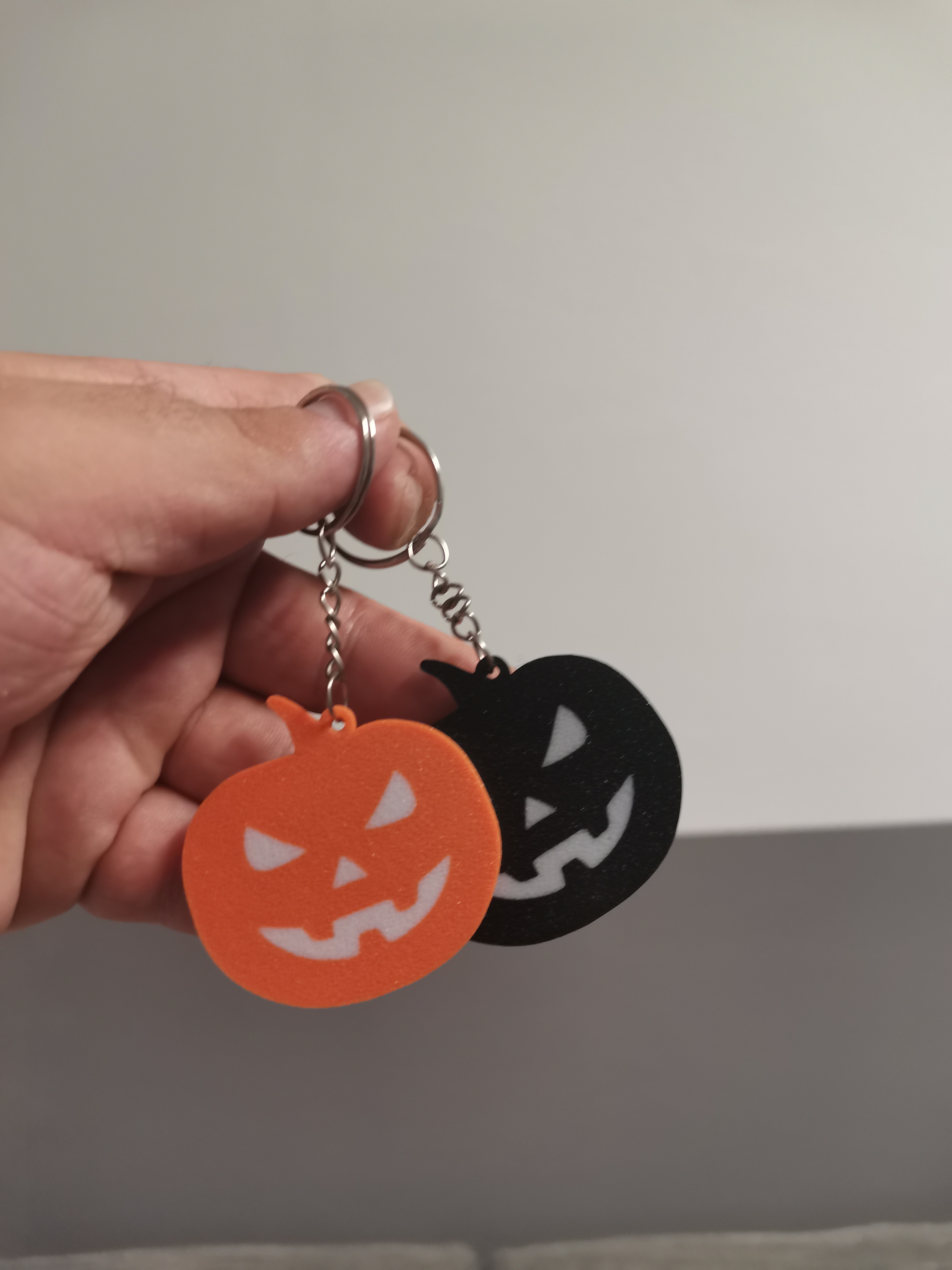 Jack-o'-lantern multicolor keychain