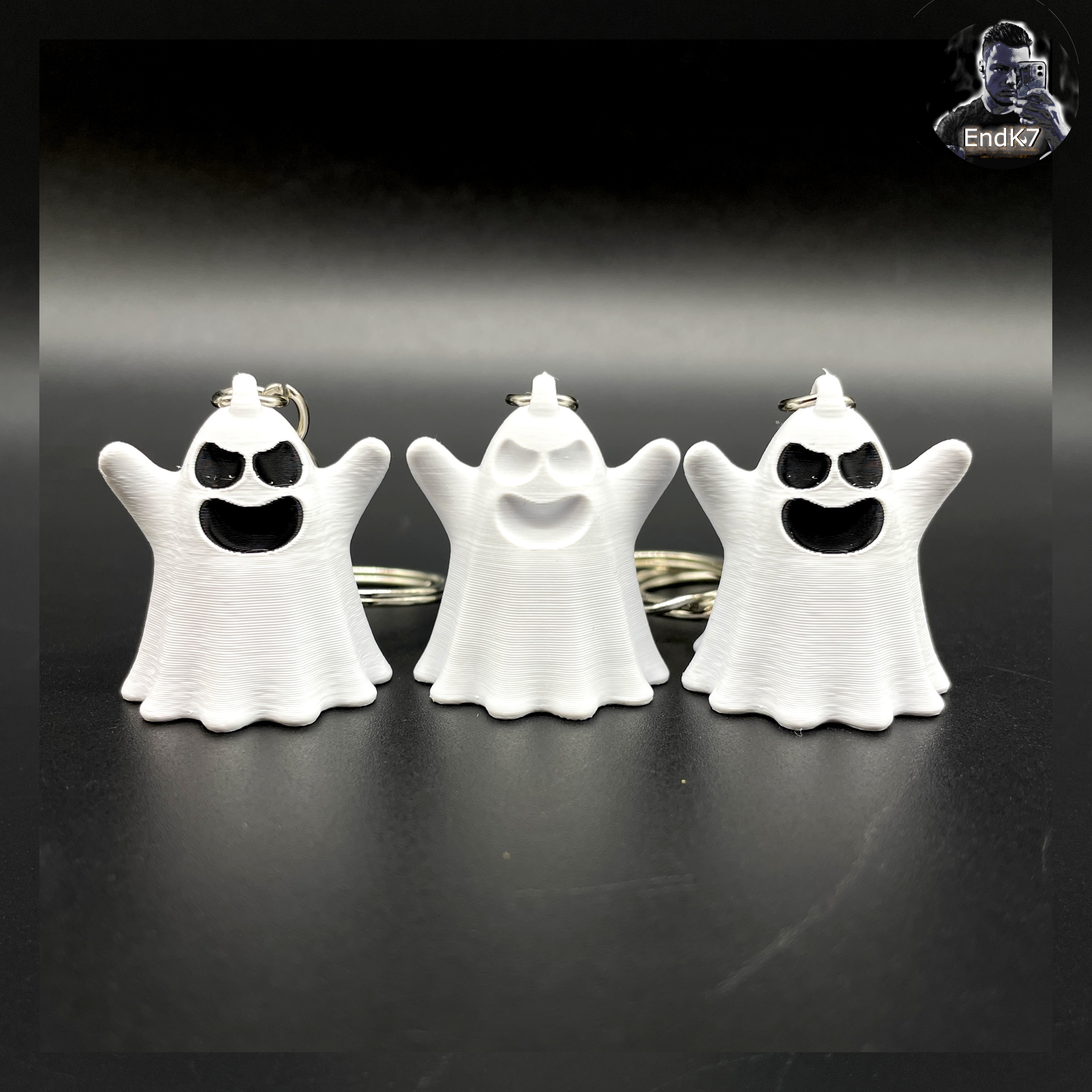 Little Ghost Keychain ?