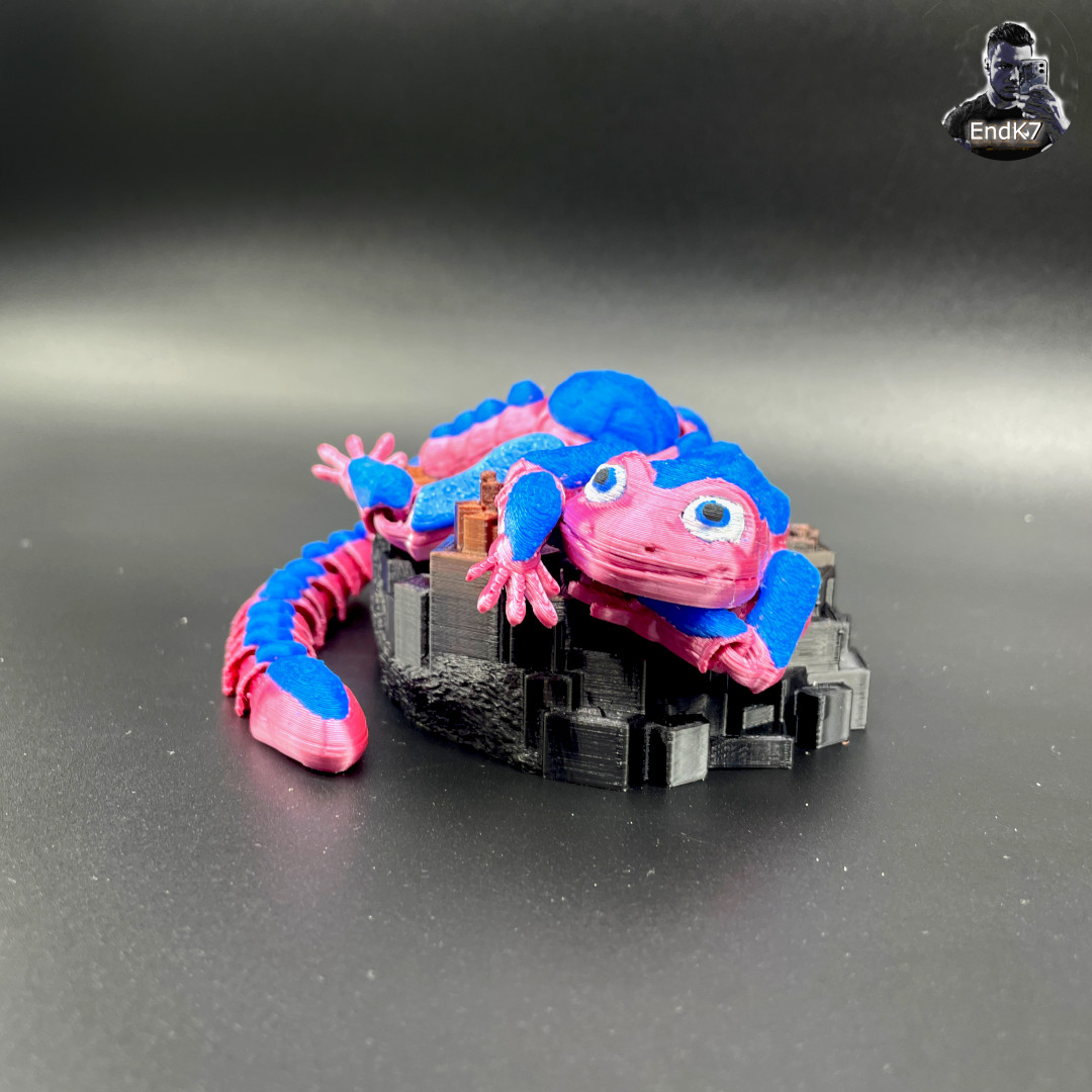 cute fuzzy Gecko - Articulated - Print in Place - No Supports