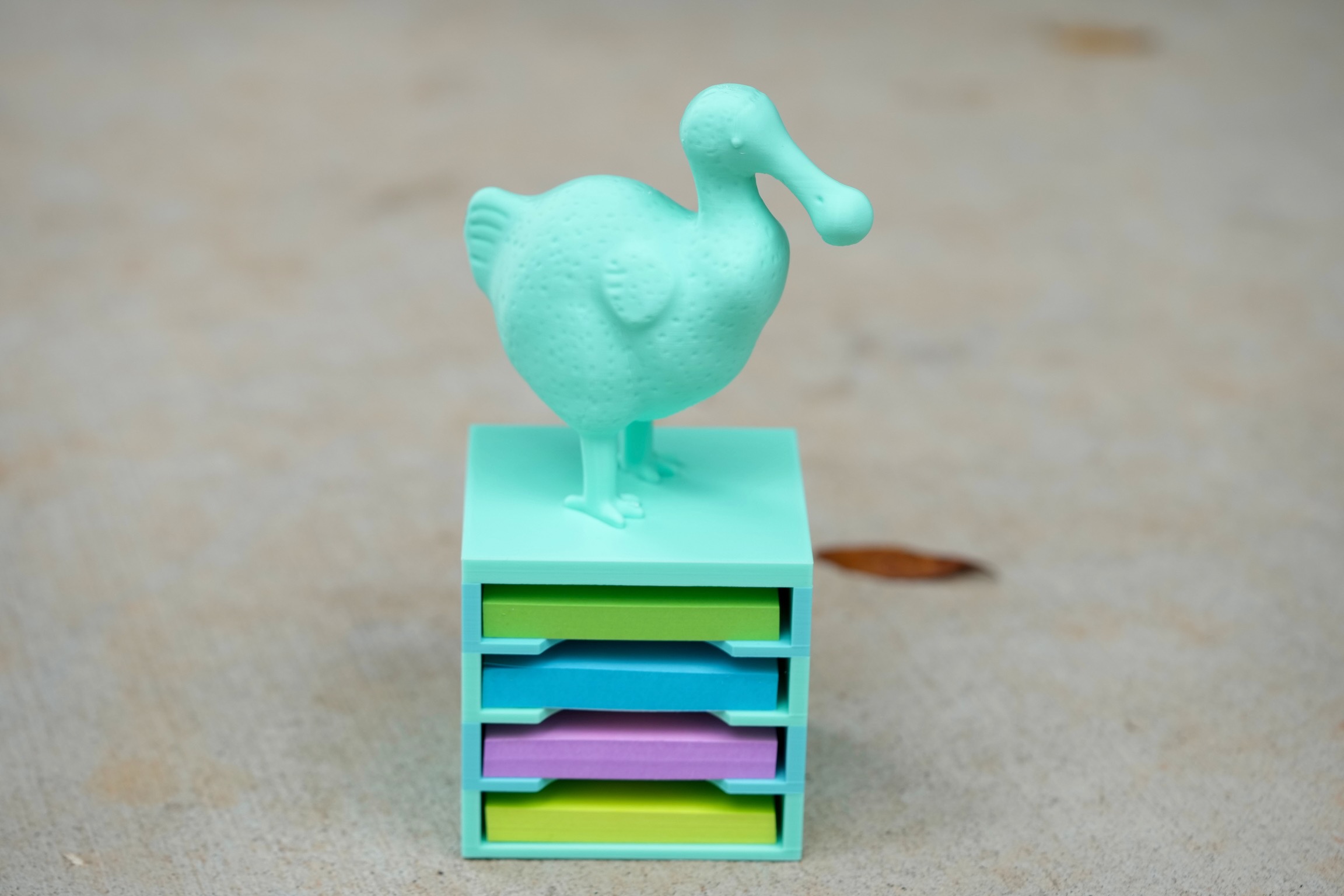Dodo Post-it dispenser