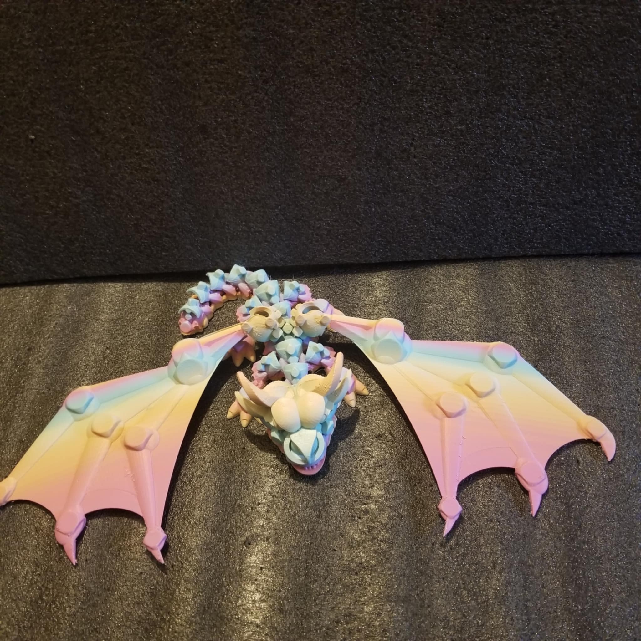 Shakaworld3D Big Head Gargoyle Stubby Dragon 180mm x 180mm