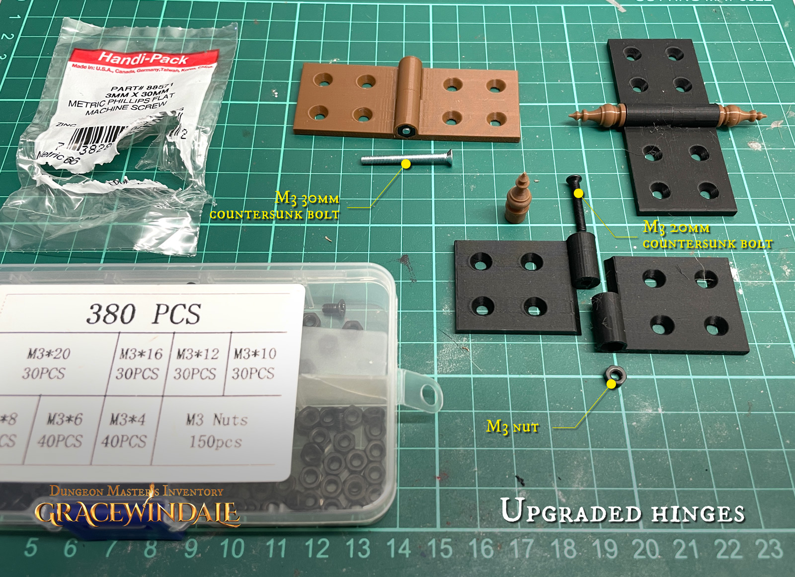 Updated hinges for DM Screens