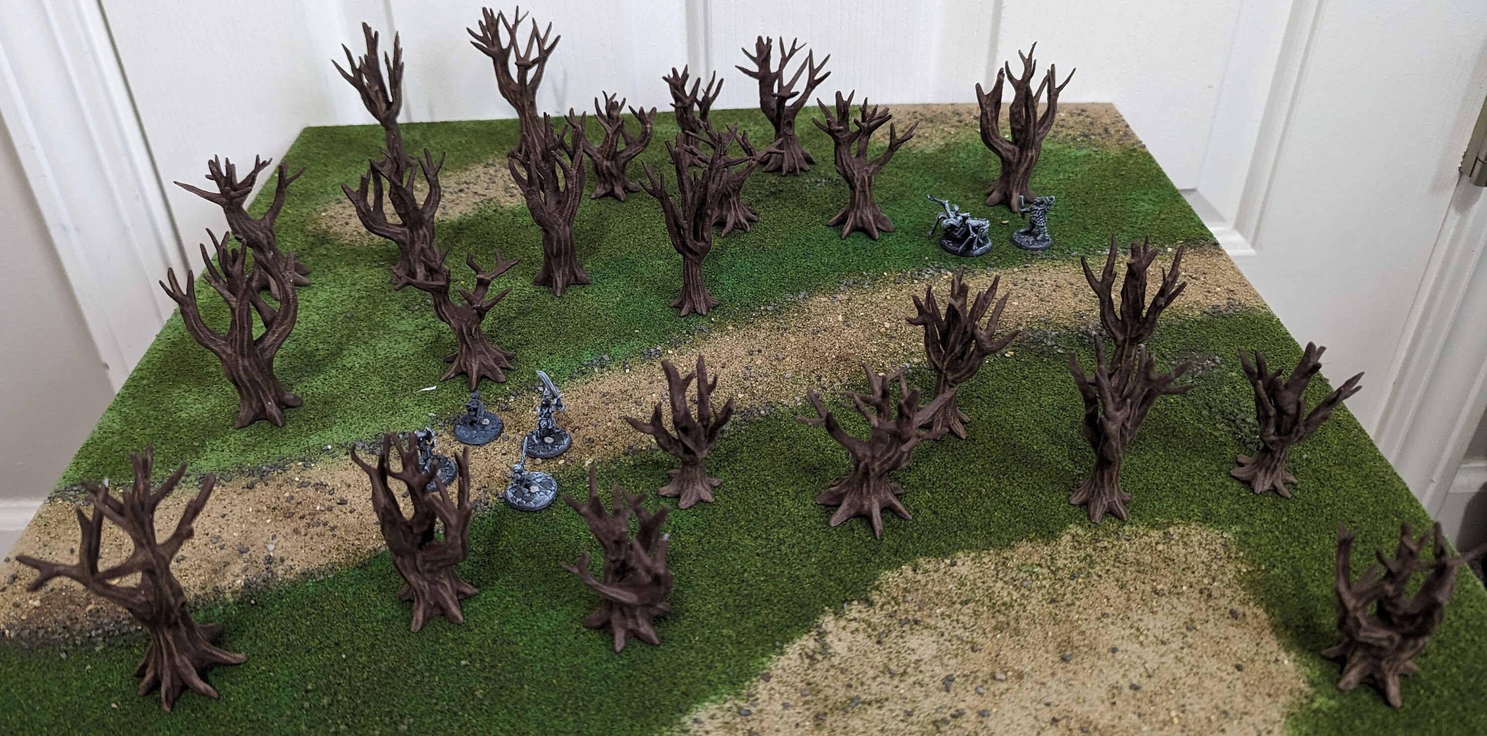 Collection of Bare Dead Trees - 15mm Scale and Magnet Compatible - Perfect for Fantasy Wargames and RPGs, DnD