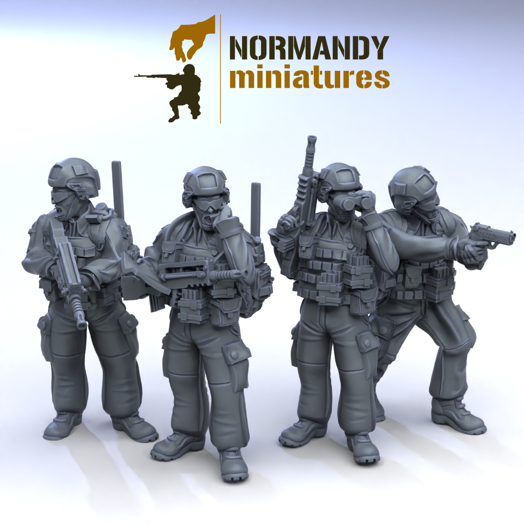 Modern French Platoon comand with FAMAS